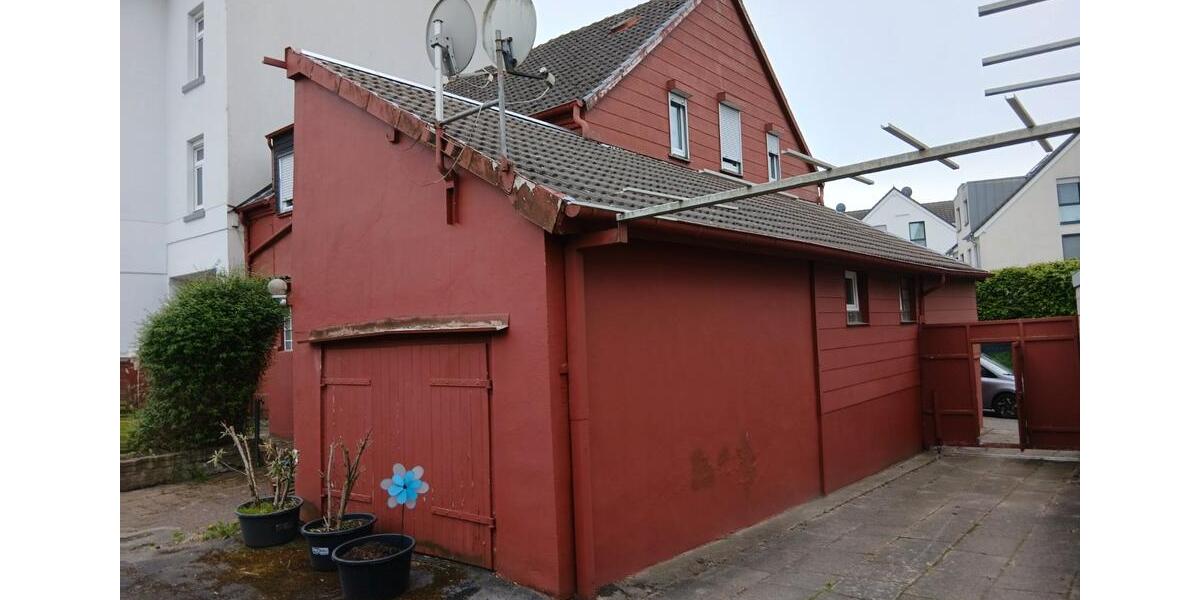 Einfamilienhaus Gelsenkirchen Rotthausen - 10 Zimmer, 141 m&sup2;, 290.000&euro; | Angebot:27457357
