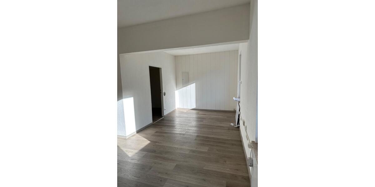 Etagenwohnung Essen Stadtbezirk IV - 3 Zimmer, 75 m&sup2;, 675&euro; | Angebot:26416378