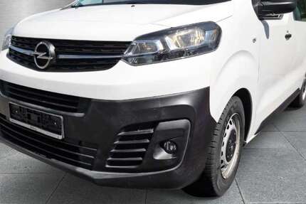 Opel Vivaro 77.588 km 22.900 € Herten 45699