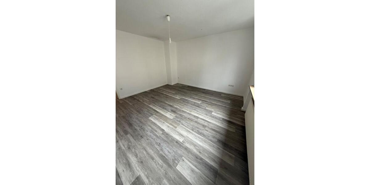 Etagenwohnung Essen Stadtbezirk II - 2 Zimmer, 60 m&sup2;, 780&euro; | Angebot:25660341