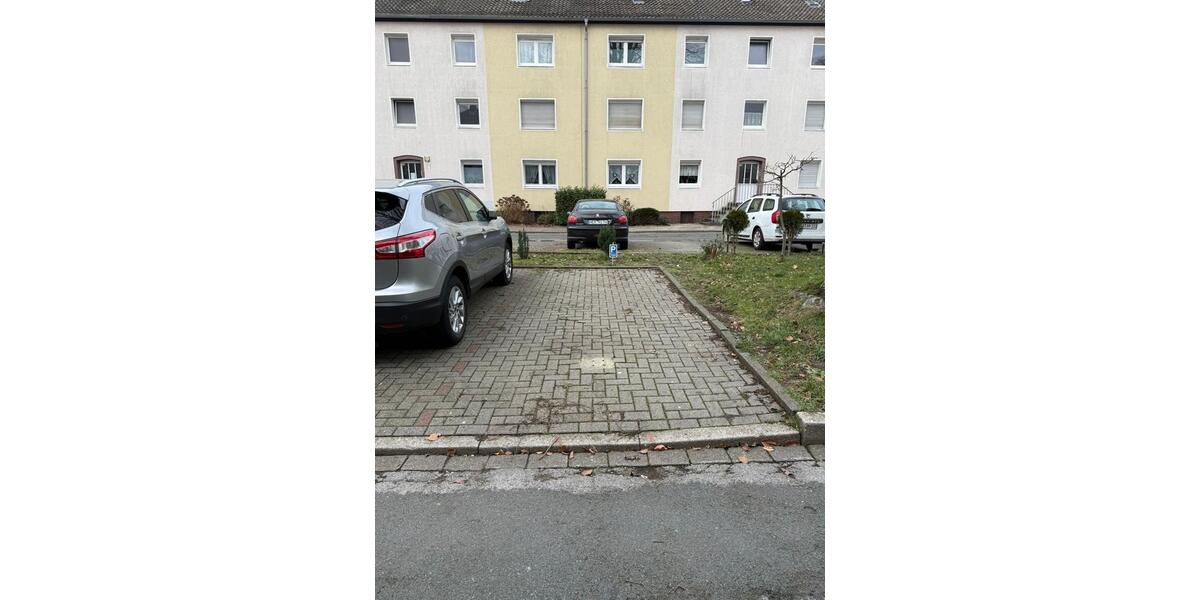 Möblierte Erdgeschosswohnung mit Stellplatz und Terrasse 2 zimmer