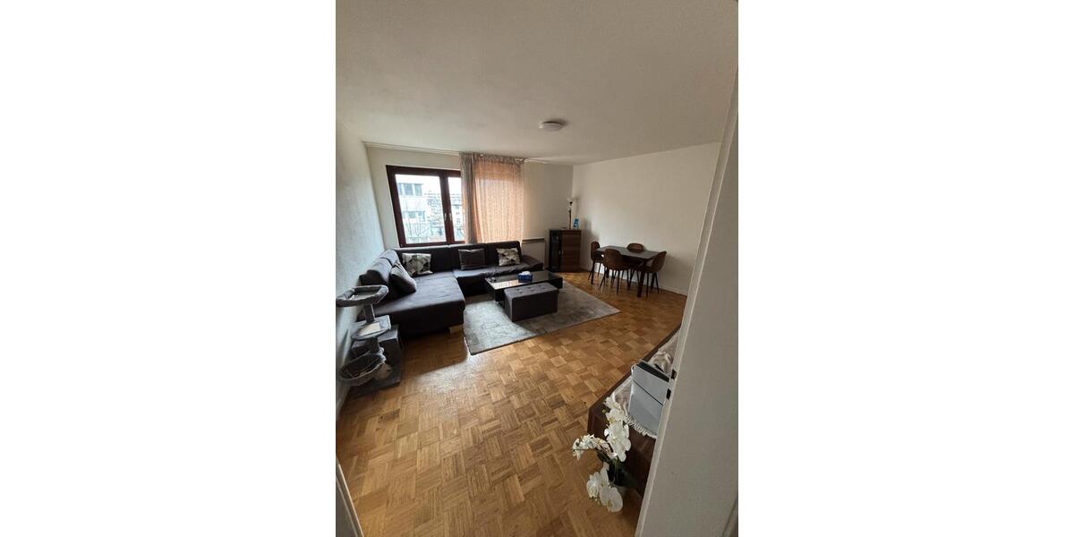 Etagenwohnung Essen Stadtkern - 3 Zimmer, 75 m&sup2;, 1.000&euro; | Angebot:24846402