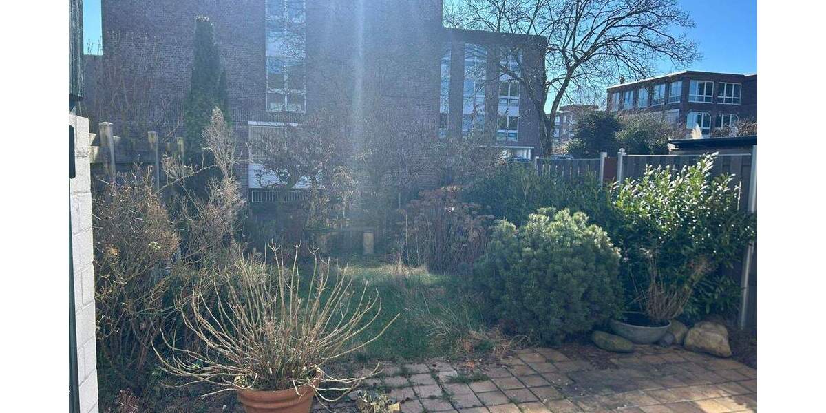 Reihenmittelhaus Erkrath Unterfeldhaus - 4 Zimmer, 141 m&sup2;, 395.000&euro; | Angebot:25768719