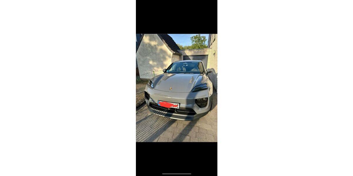 Porsche Macan 21.900 km 81.250 &euro; Duisburg 47279