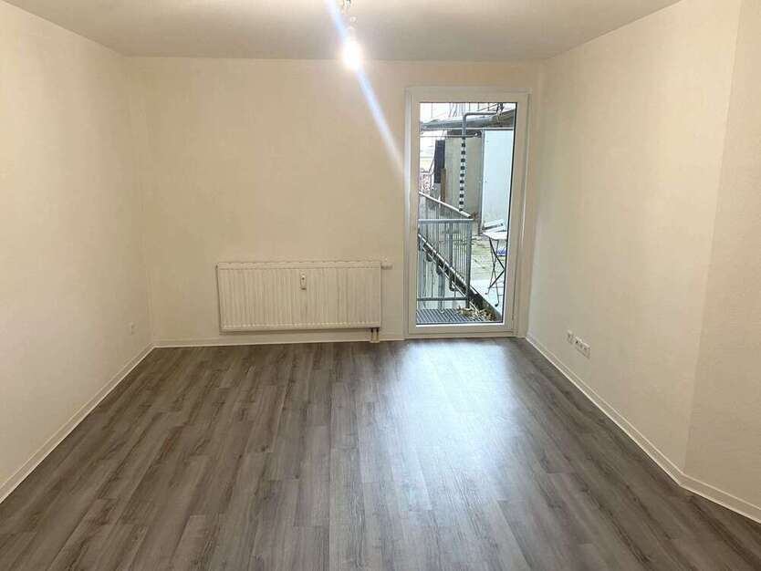 Wohnung zum Mieten in Dortmund 350 € 25.44 m²