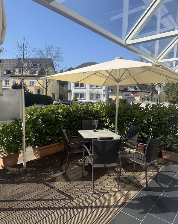 Büro in Düsseldorf 580.000 € 246 m²