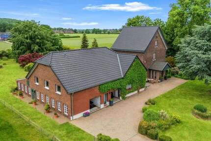 Haus Moers Rheinkamp - 8 Zimmer, 266 m&sup2;, 869.000&euro; | Angebot:26885339