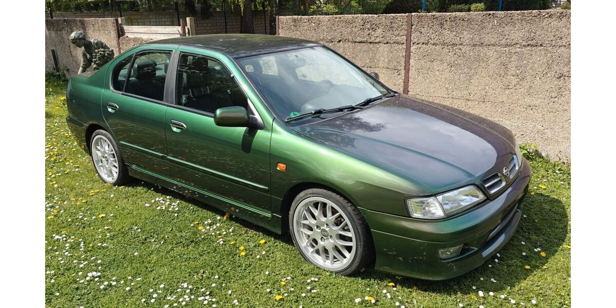 Nissan Primera 156.000 km 7.200 &euro; Duisburg 47198