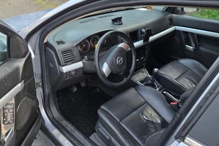 Opel Vectra 224.000 km 1.150 &euro; Gelsenkirchen 45892