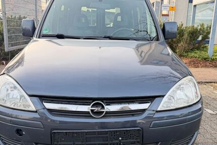 Opel Combo 166.000 km 3.699 &euro; Oberhausen 46047