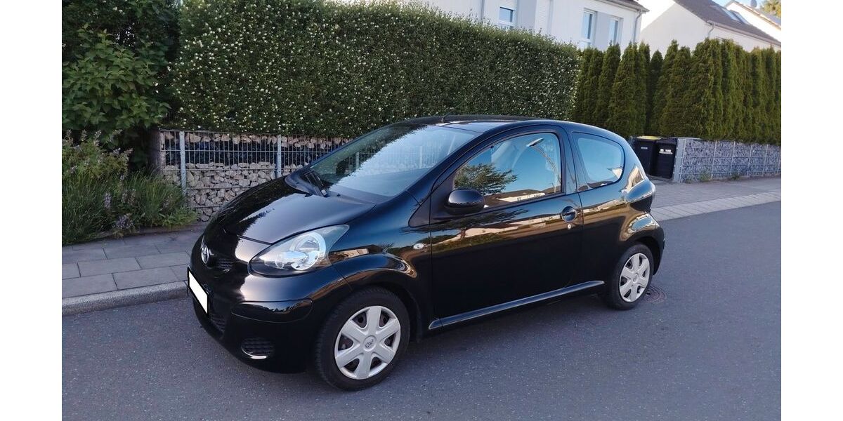 Toyota Aygo (X) 91.873 km 3.490 &euro; Essen 45279