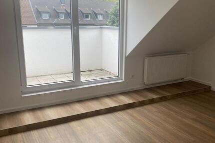 Stilvolle Maisonette-Wohnung mit Balkon in Essen-Frohnhausen 4 zimmer
