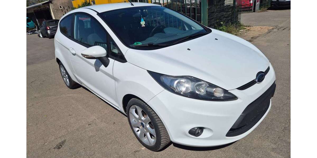 Ford Fiesta 154.506 km 2.999 &euro; Bottrop 46242