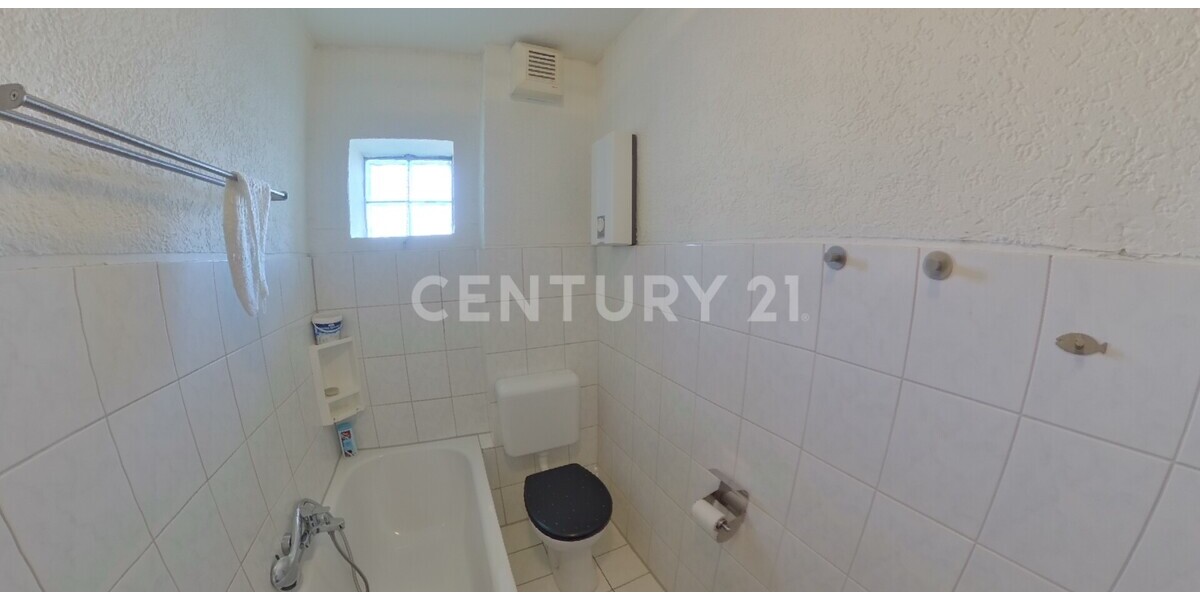 Aufgepasst! Entwicklungsfähiges Zinshaus mit angrenzendem Bau-Gewerbegrundstück 17 zimmer