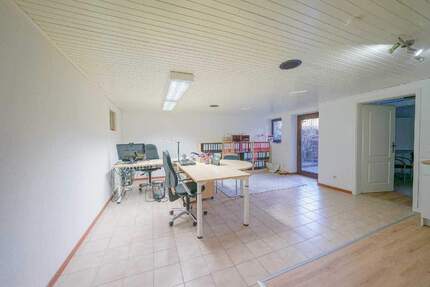 Gewerbeobjekt Ratingen Zentrum - 2 Zimmer, 65 m&sup2;, 450&euro; | Angebot:24905337
