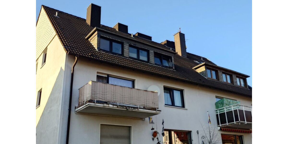 Provisionsfrei* Mehrfamilienhaus mit 4 Garagen in guter Lage - Mehrfamilienhaus, Wohnhaus Essen Stadtbezirk VIII | Angebot:27468580