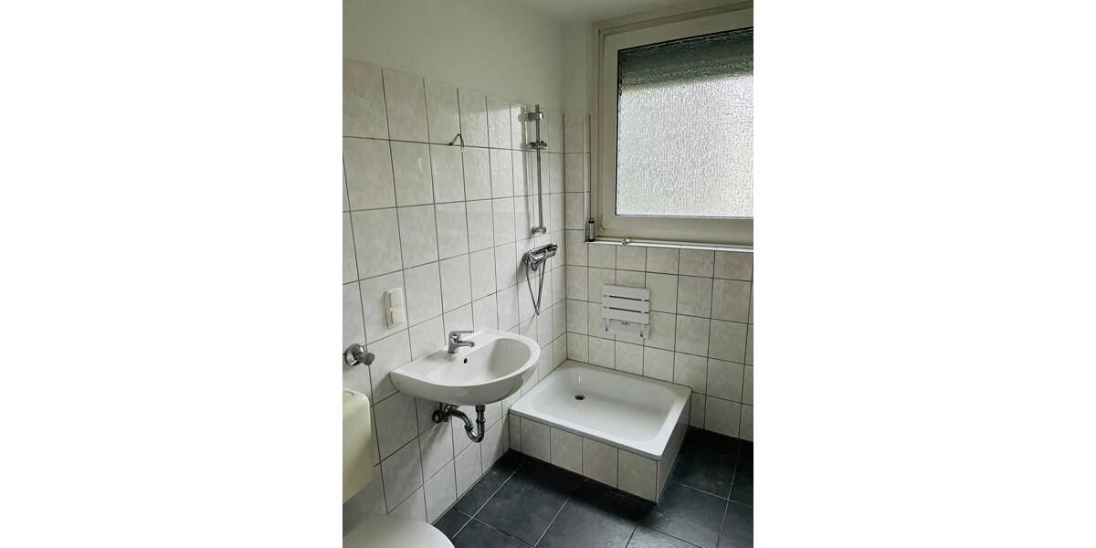Erdgeschoßwohnung Gelsenkirchen Buer - 3.5 Zimmer, 71 m&sup2;, 466&euro; | Angebot:26433746