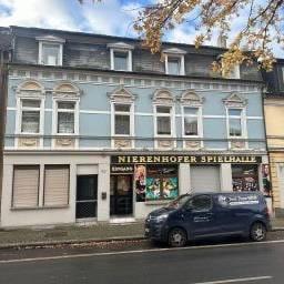 Große Gewerbefläche Velbert Nierenhof 3 Stellplätze zimmer