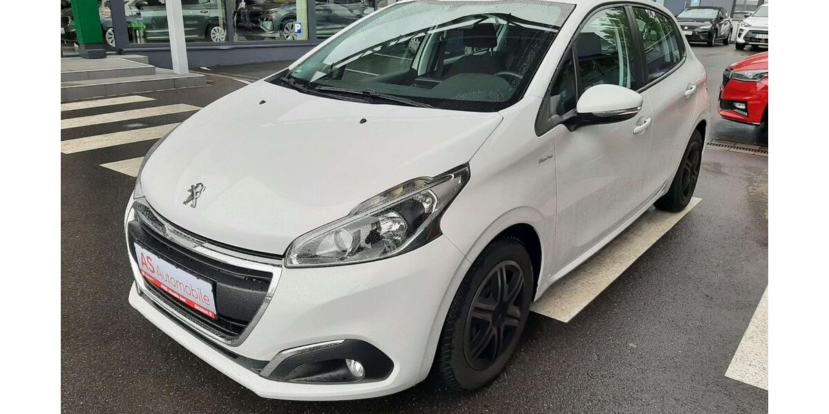 Peugeot 208 88.400 km 6.880 &euro; Essen 45326
