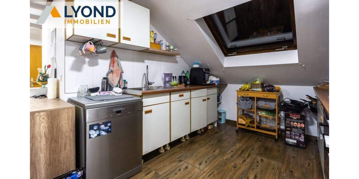 Etagenwohnung Moers Repelen - 4 Zimmer, 90 m&sup2;, 145.000&euro; | Angebot:25067353