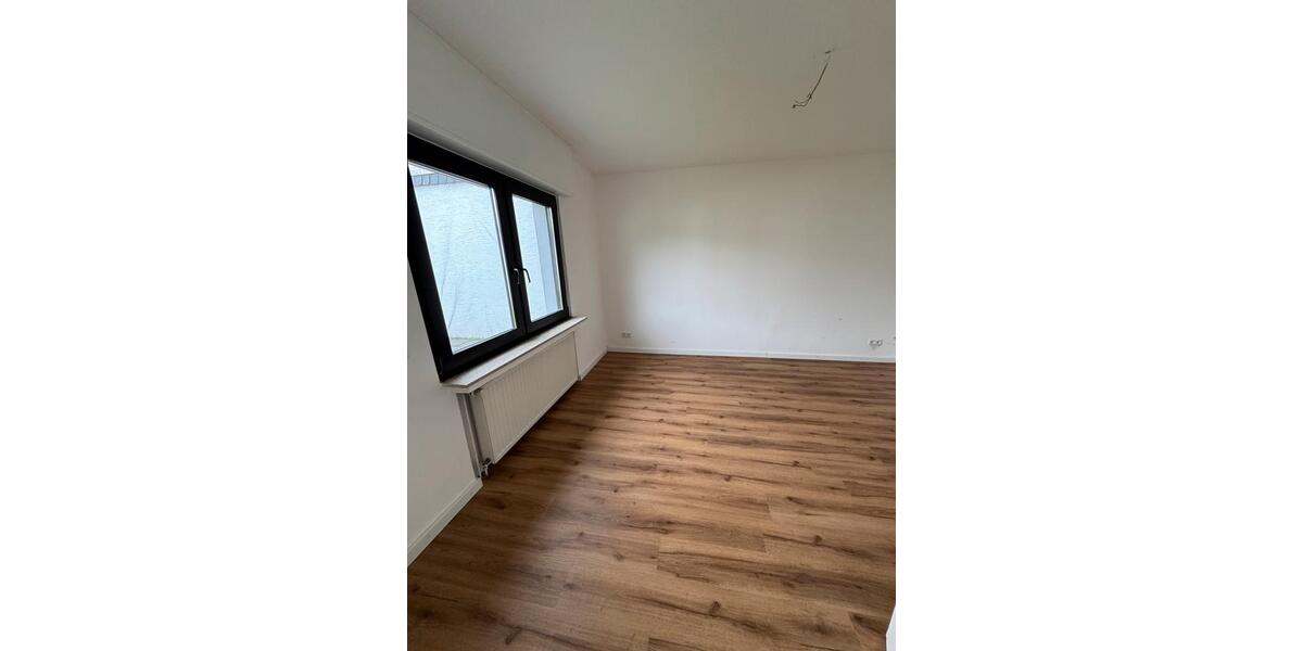Bungalow Duisburg Essenberg - 4.5 Zimmer, 130 m&sup2;, 384.000&euro; | Angebot:26932007