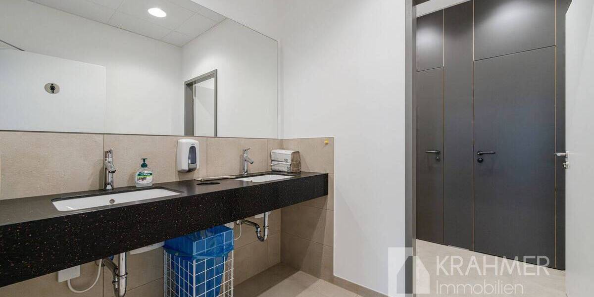 Ratingen-Tiefenbroich: Neue Bürofläche, ca. 215 qm, Lagerfläche optional verfügbar zimmer