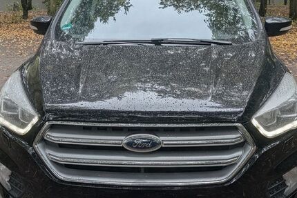 Ford Kuga 179.000 km 8.250 &euro; Herne 44651