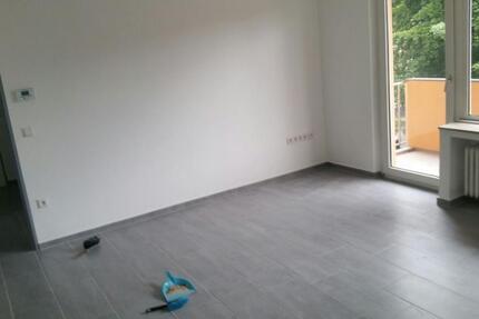 3,5 ZIMMER WOHNUNG-ERDGESCHOSS-BALKON-STELLPLATZ AB 01.05.2026 3.5 zimmer