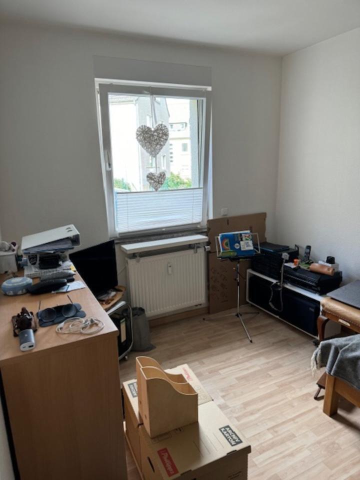 Zwei Wohnungen in Mülheim Heimaterde in guter Lage zu verkaufen !