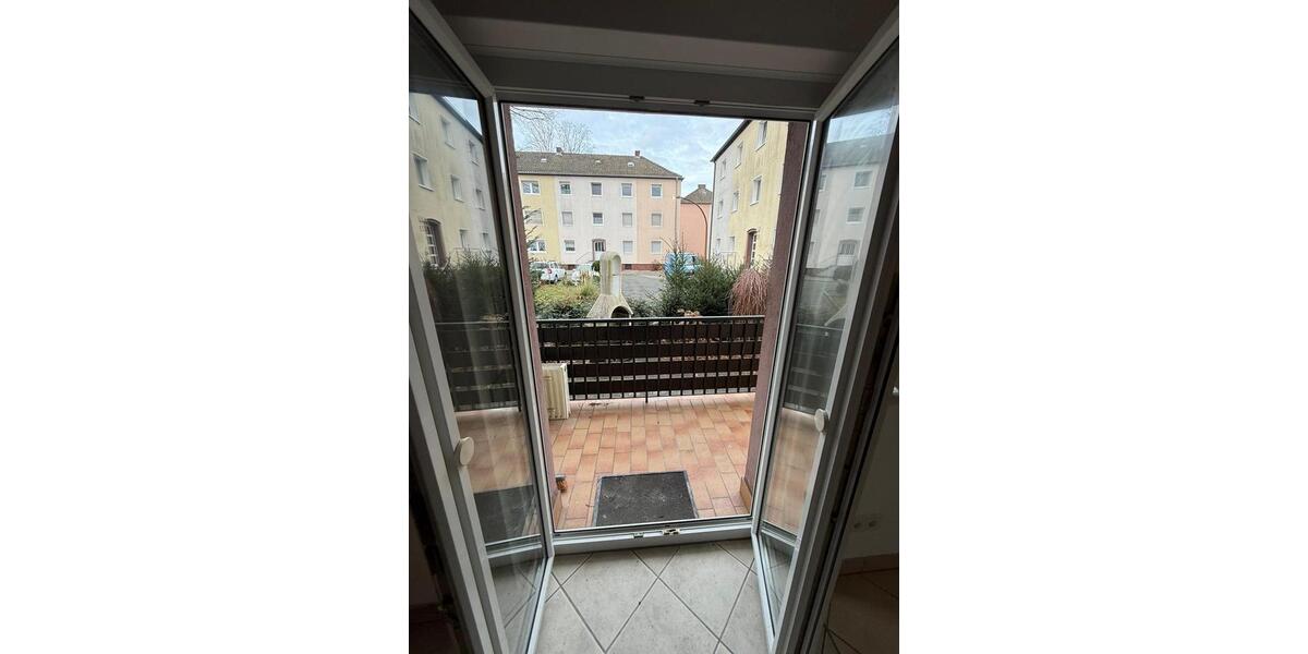 Möblierte Erdgeschosswohnung mit Stellplatz und Terrasse 2 zimmer