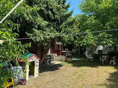 ATTRAKTIVES BAUGRUNDSTÜCK IN RUHIGER LAGE