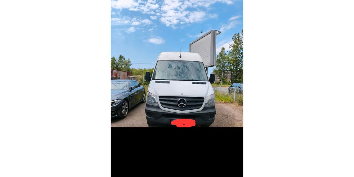 Mercedes-Benz Sprinter 215.000 km 14.875 &euro; Duisburg 47249