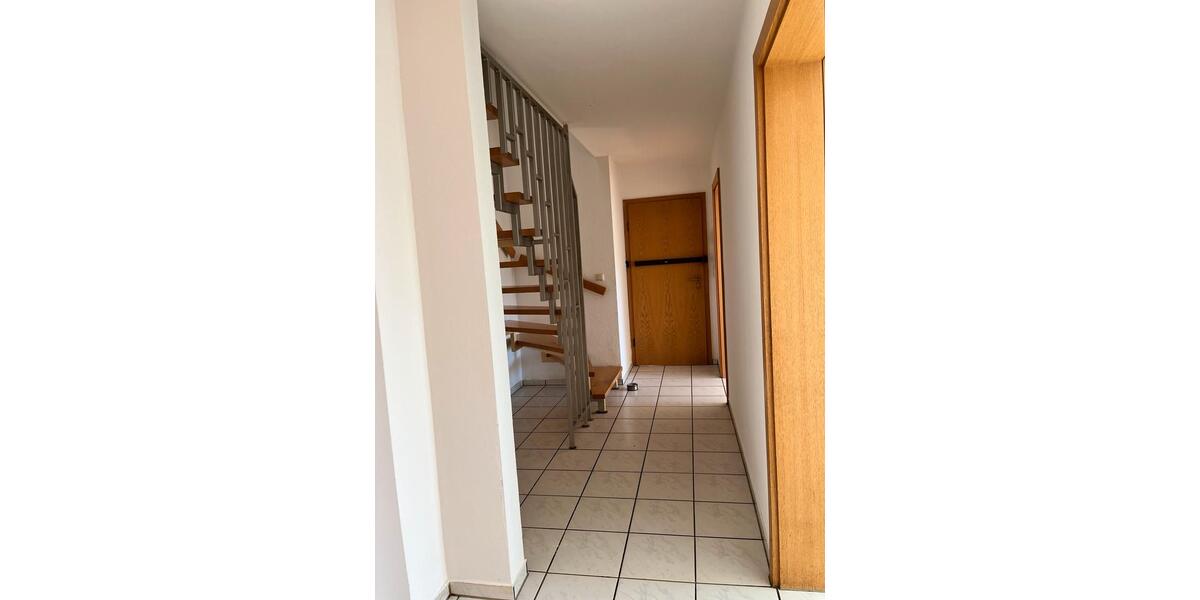 Maisonettenwohnung Duisburg Walsum - 5 Zimmer, 105 m&sup2;, 1.370&euro; | Angebot:26409251