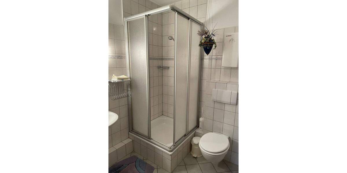 Großzügige 4-Zimmer-Wohnung im 1. Obergeschoss - Rathausviertel 4 zimmer