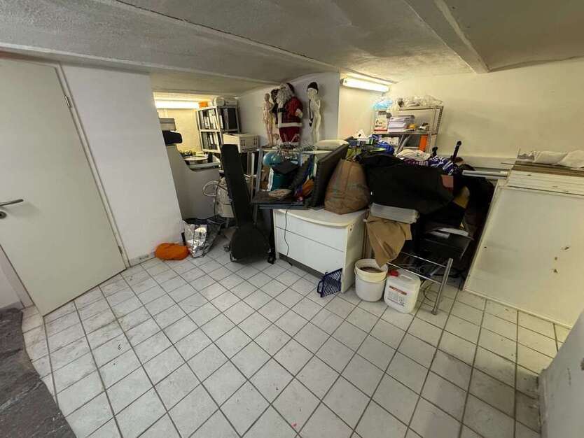 Büro in Velbert 400 € 43.88 m²