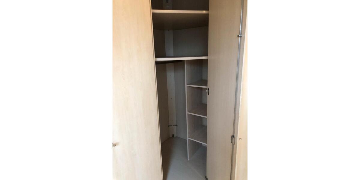 Dachgeschosswohnung mit Küche 2 er wG möglich 2 zimmer