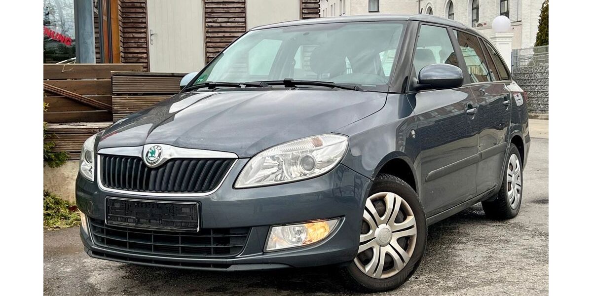 Skoda Fabia 135.557 km 2.350 &euro; Gelsenkirchen 45884