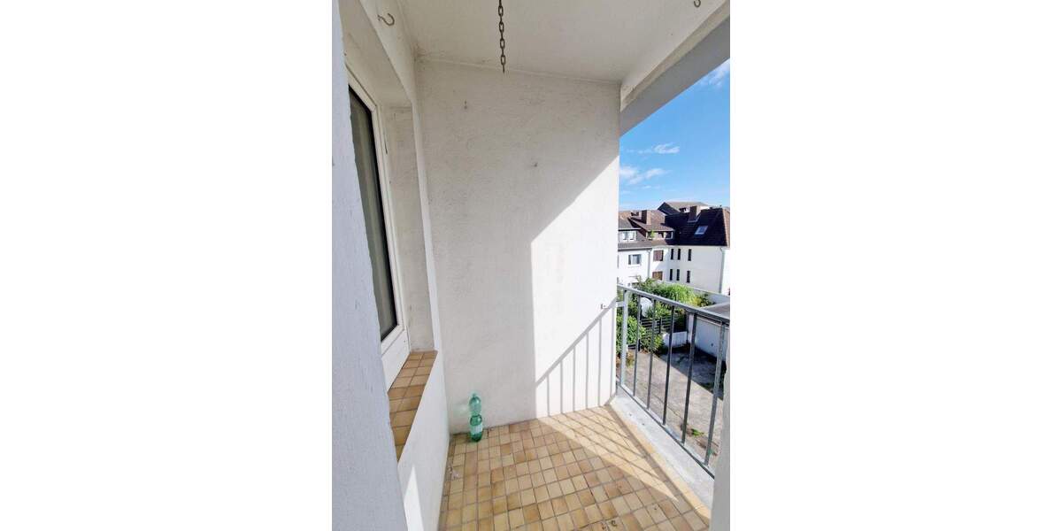 Renovierte Wohnung mit Balkon, für Singles und Paare in einer ruhigen Seitenstraße! 2 zimmer