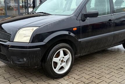 Ford Fusion 122.266 km 1.850 &euro; Gelsenkrichen 45884