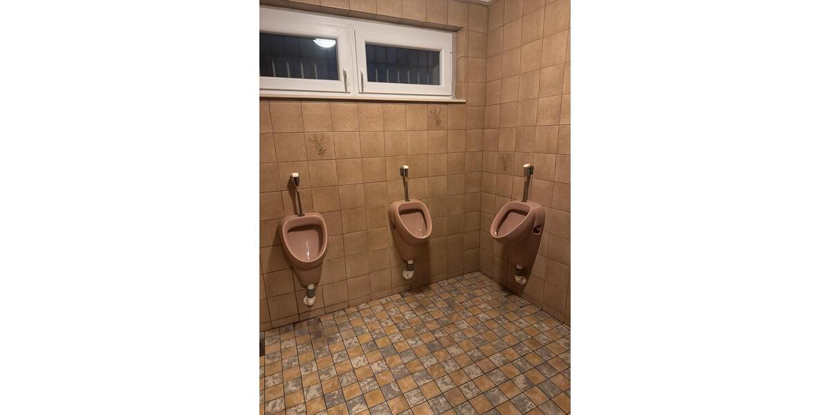 Zu Vermieten RestaurantLadenlokalPizzeriaImbissBäckerei zimmer