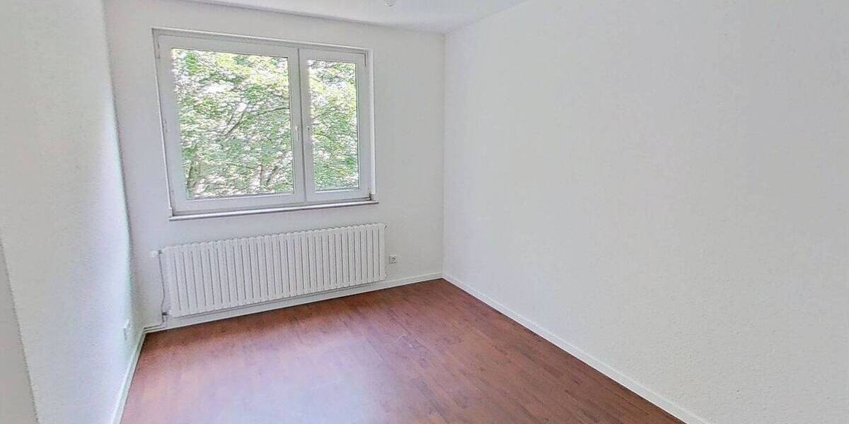 Etagenwohnung Duisburg Neumühl - 3 Zimmer, 81 m&sup2;, 599&euro; | Angebot:26920203