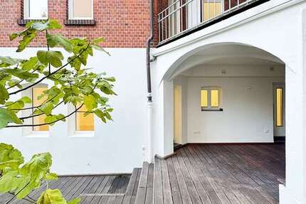 Wohnung zum Mieten in Düsseldorf 4.900 € 245 m²