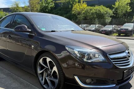 Opel Insignia 233.000 km 5.500 &euro; ESSEN 45329