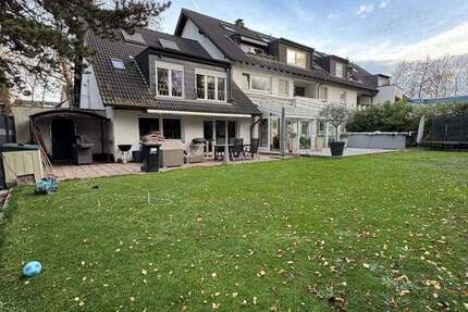 Wohnensemble, 3 MFH, mit zwei exklusiven Erdgeschosswohnungen 143 m² & 78 m² zur Selbstnutzung! 1 zimmer