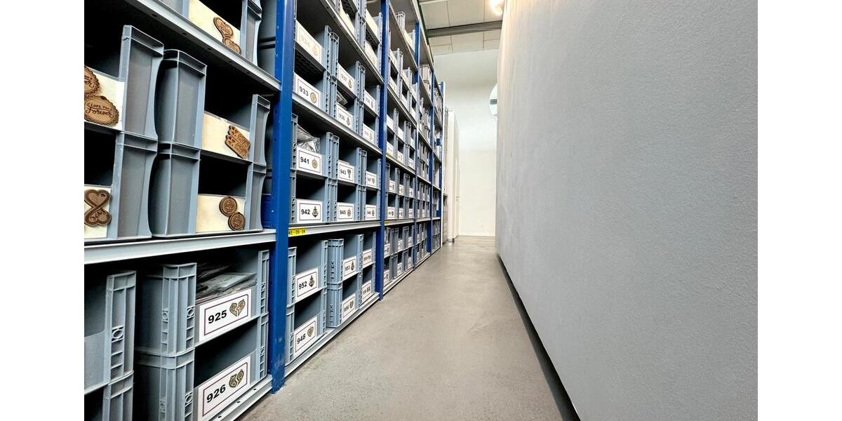 Zentral gelegene, möblierte Gewerbehalle mit variablen Nutzungsmöglichkeiten in Witten-Stockum zimmer