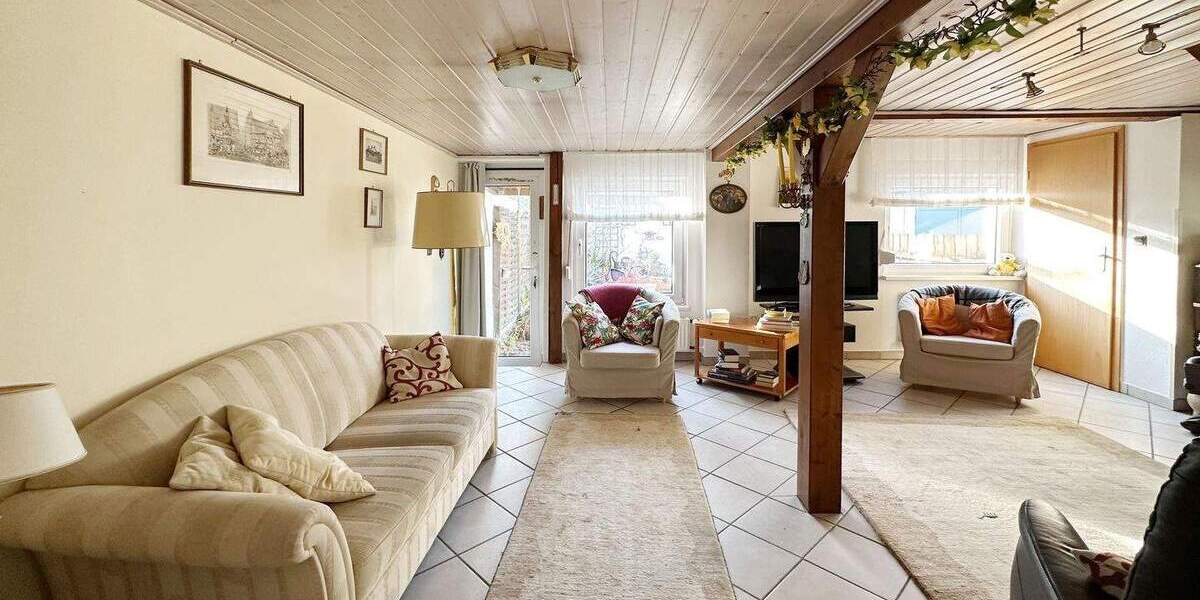 Charmante Doppelhaushälfte, 127 m², mit großzügigem Garten in E-Schonnebeck 4 zimmer