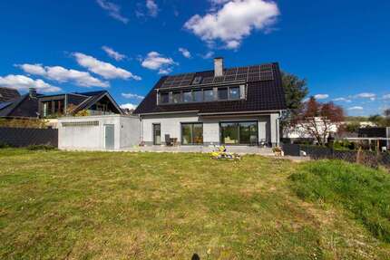Haus Bochum Bochum-Südwest - 8 Zimmer, 253 m&sup2;, 1.350.400&euro; | Angebot:26498421