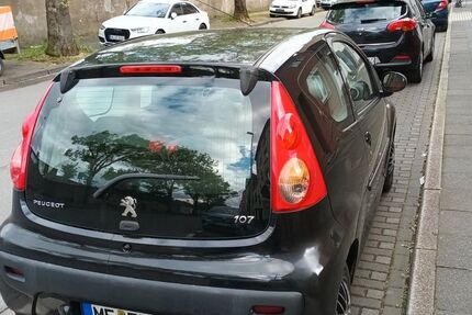 Peugeot 107 100.500 km 2.200 &euro; Duisburg 47053