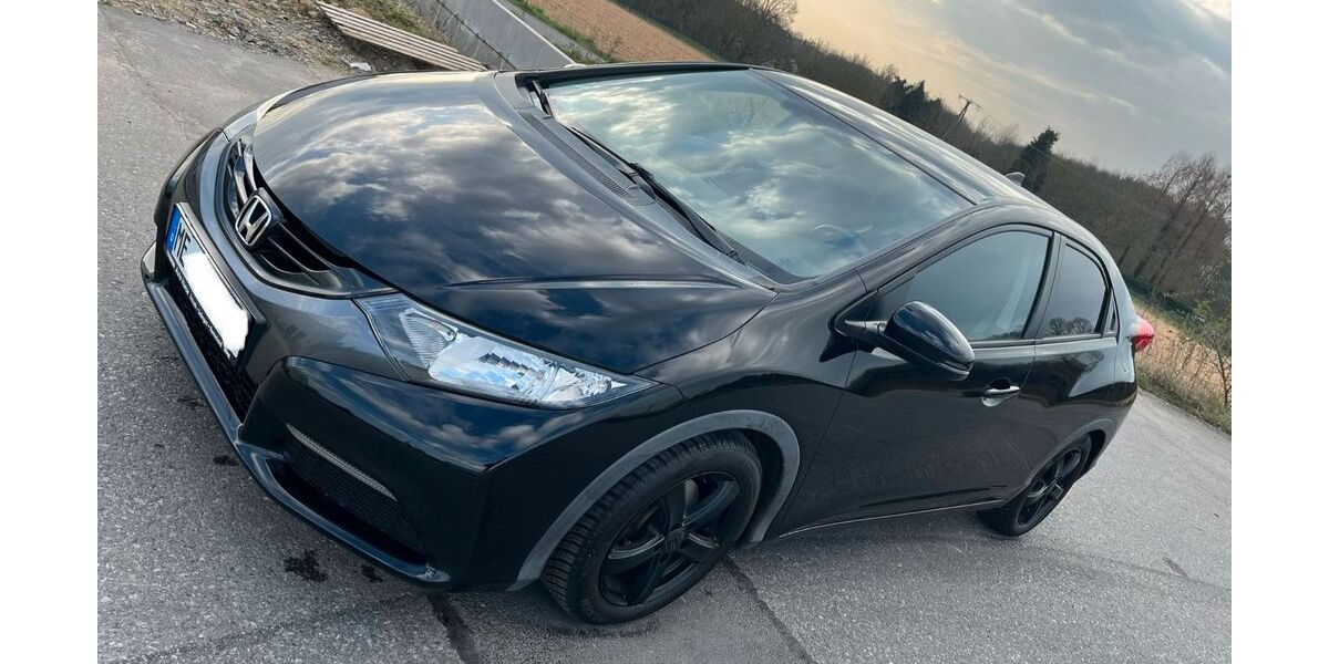 Honda Civic 102.046 km 8.499 &euro; Wülfrath 42489