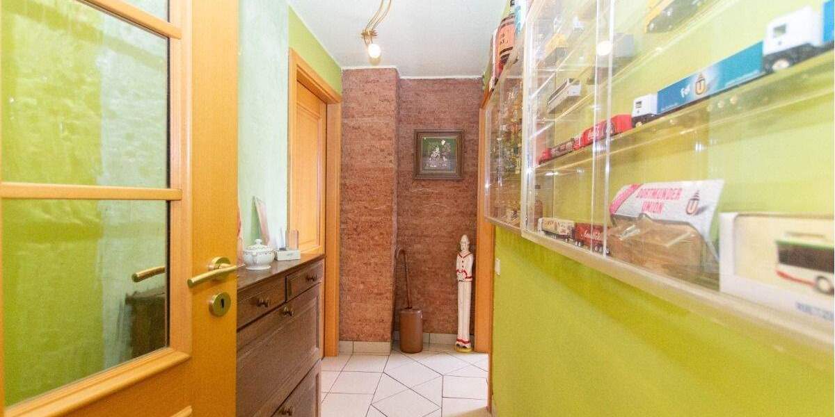 Große Doppelhaushälfte mit vielen Möglichkeiten! #2Garagen #2Familienhaus 6 zimmer